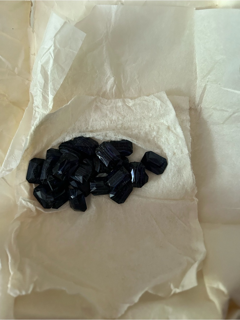 4/$100 Faceted Dark Navy cabochons-Western Germany